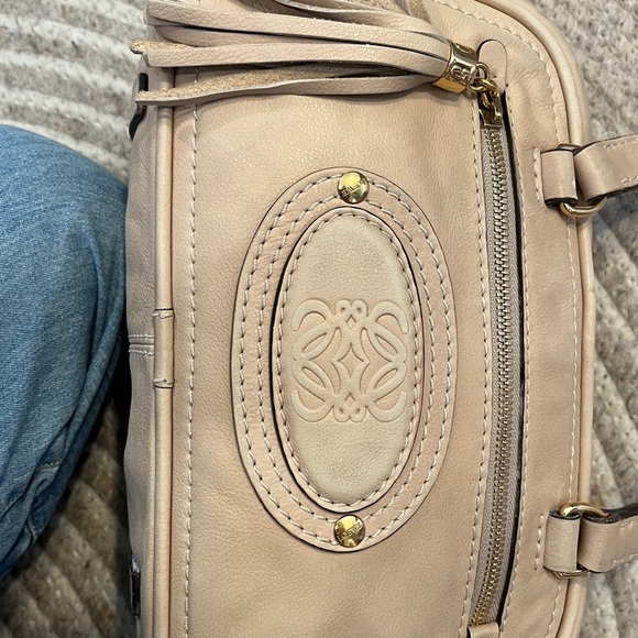 Vintage Loewe Nappa Leather Cream / Light Pink Mini Anagram Boston bag. - Picture 4 of 13